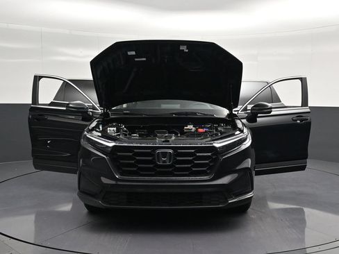 Used 2025 Honda CR-V LX image 36
