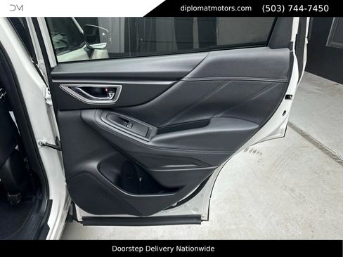 Used 2024 Subaru Forester Touring image 26