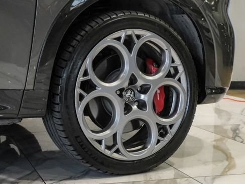 Used 2024 Alfa Romeo Tonale Veloce AWD/4WD image 70