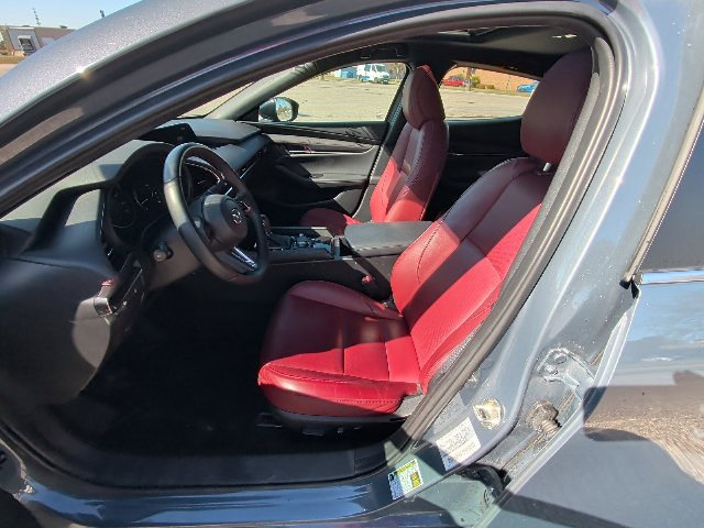 Used 2026 MAZDA MAZDA3 Carbon AWD/4WD image 12