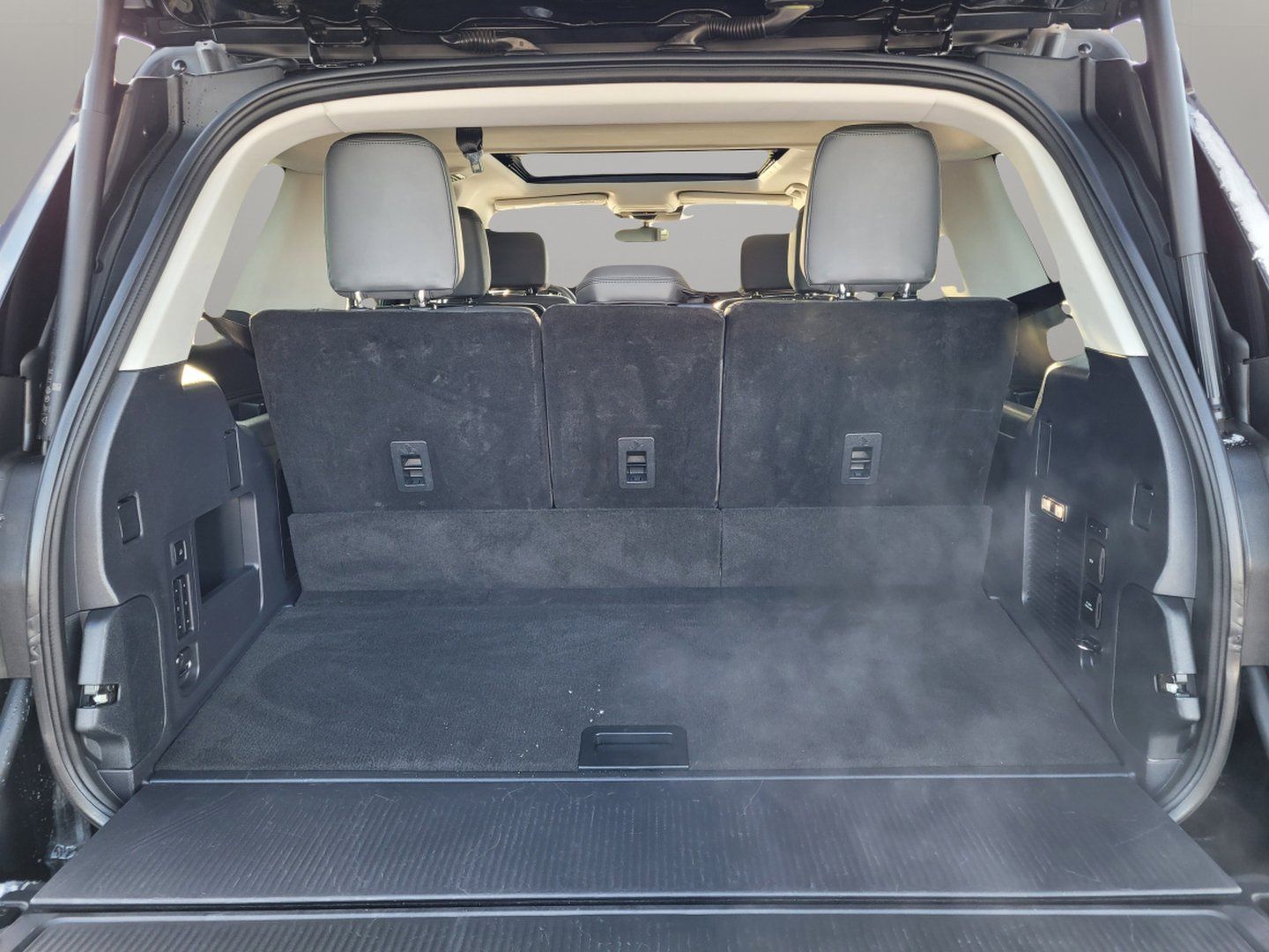Certified 2025 Ford Expedition Active AWD/4WD image 52