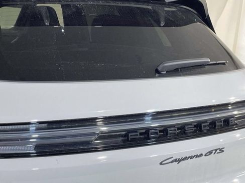 Certified 2025 Porsche Cayenne GTS AWD/4WD image 16