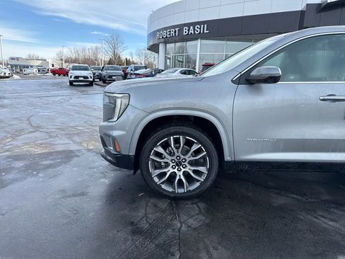 New 2026 GMC Acadia Denali Ultimate image 5