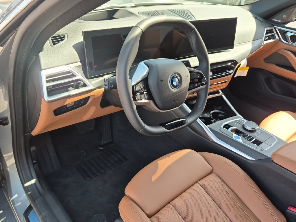 New 2026 BMW i4 xDrive40i w/ Premium Package AWD/4WD image 8