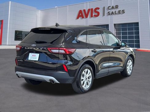 Used 2025 Ford Escape Active FWD image 6