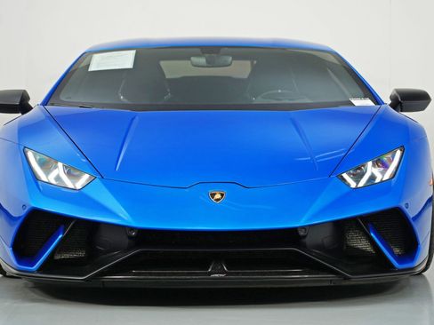 Used 2018 Lamborghini Huracan Performante image 7