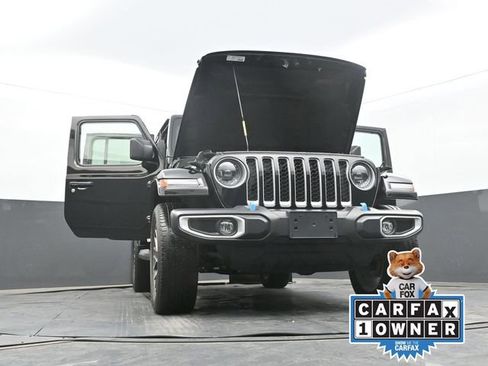 Used 2023 Jeep Wrangler Unlimited Sahara w/ Cold Weather Group image 68