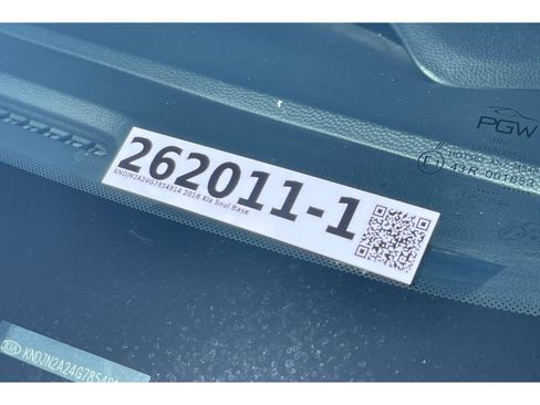 Used 2016 Kia Soul FWD image 19