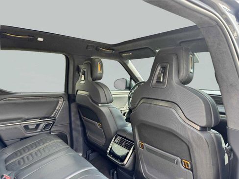 Used 2022 Rivian R1T Adventure image 54