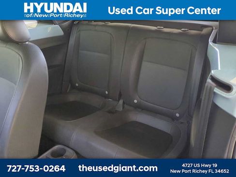 Used 2013 Volkswagen Beetle 2.5 FWD image 13