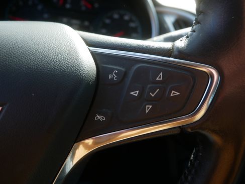 Used 2020 Chevrolet Malibu RS image 24