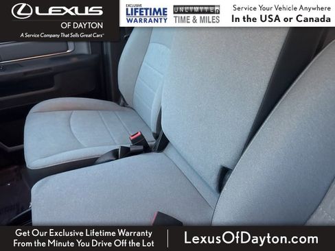 Used 2022 RAM 1500 Classic SLT image 24