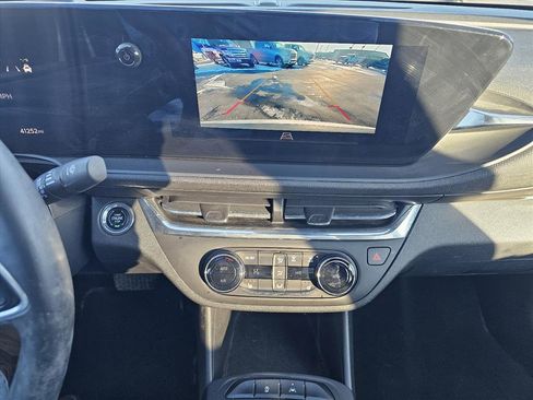 Used 2024 Buick Envista Preferred w/ Convenience I Package image 15