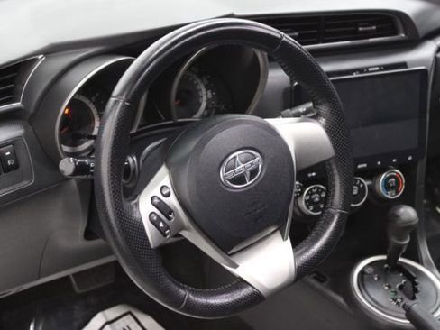 Used 2011 Scion tC Sports Coupe 6-Spd AT image 11