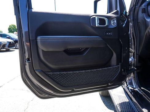 Used 2023 Jeep Wrangler Unlimited Sahara w/ Cold Weather Group AWD/4WD image 15