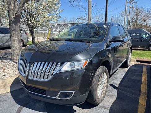 Used 2013 Lincoln MKX AWD image 1