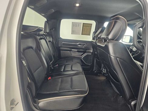 Used 2024 RAM 1500 Laramie AWD/4WD image 12