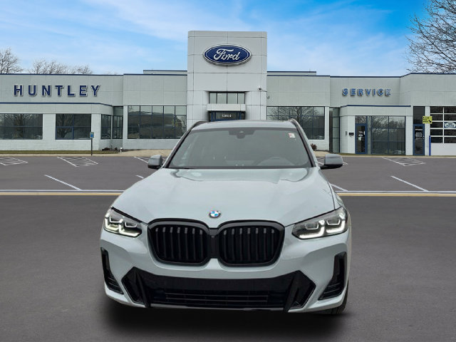 Used 2024 BMW X3 xDrive30i w/ Premium Package w/ZPA AWD/4WD image 3