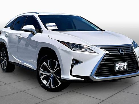 Used 2017 Lexus RX 350 FWD w/ Premium Package image 2