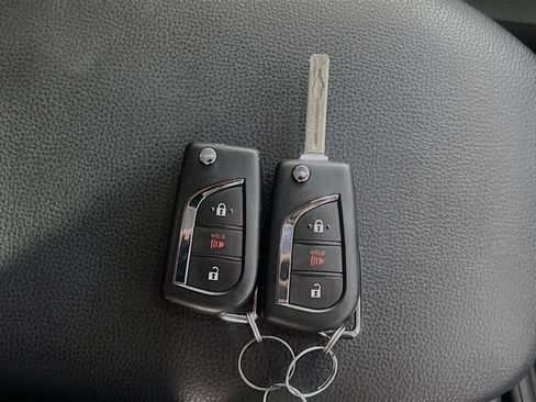 Used 2025 Toyota RAV4 LE FWD image 33