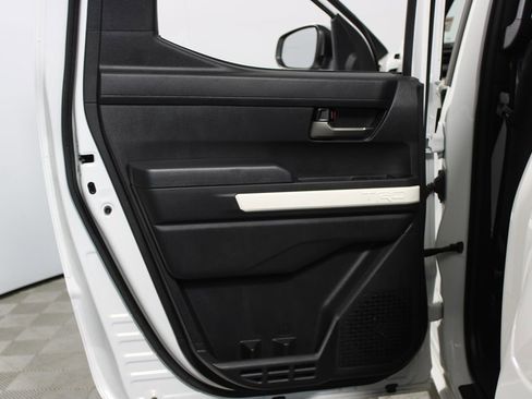 Used 2024 Toyota Tacoma TRD Off-Road image 23