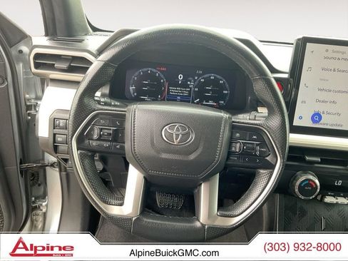Used 2024 Toyota Tacoma TRD Off-Road image 12