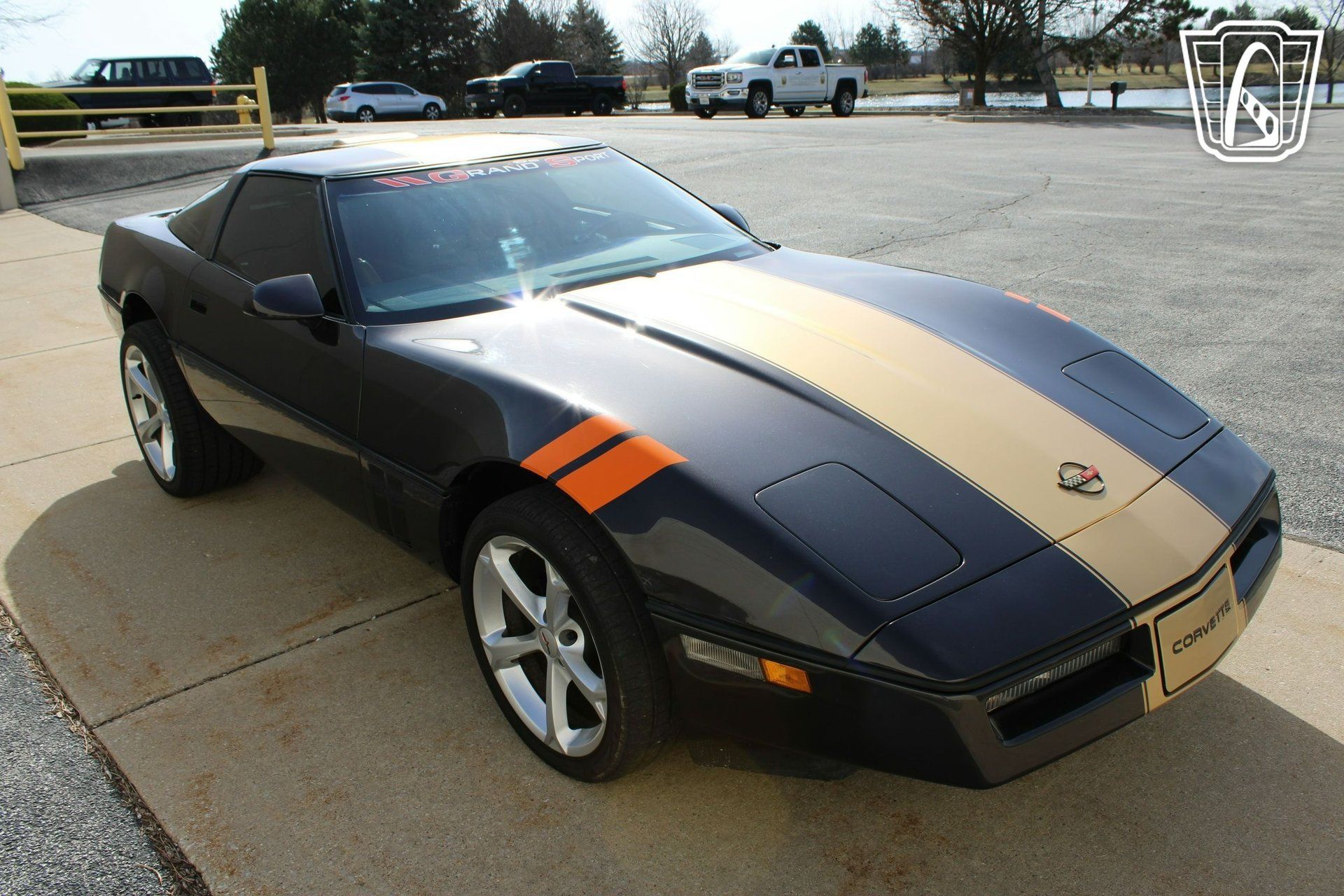 Used 1988 Chevrolet Corvette Coupe RWD image 6