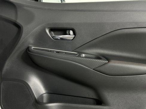 New 2025 Nissan Versa SR w/ Trunk Package FWD image 29