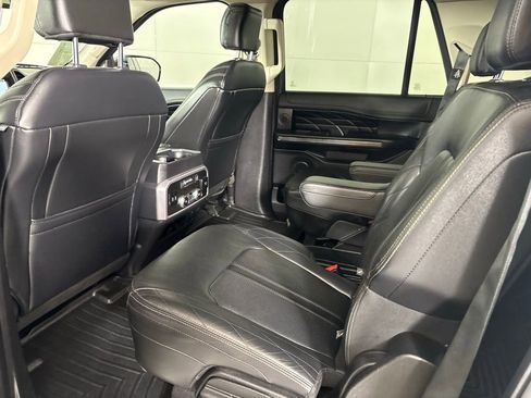 Used 2019 Ford Expedition Max Platinum image 39
