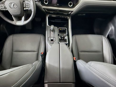 Used 2025 Lexus TX 350 AWD w/ Convenience Package image 16