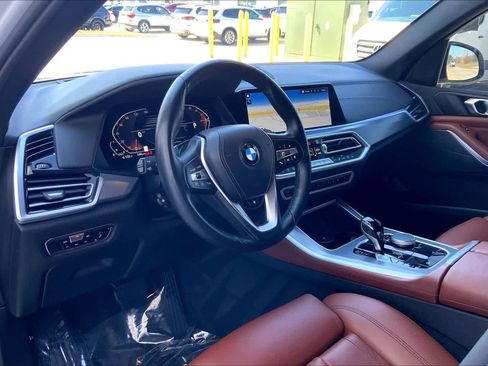 Used 2022 BMW X5 xDrive40i w/ Premium Package image 16