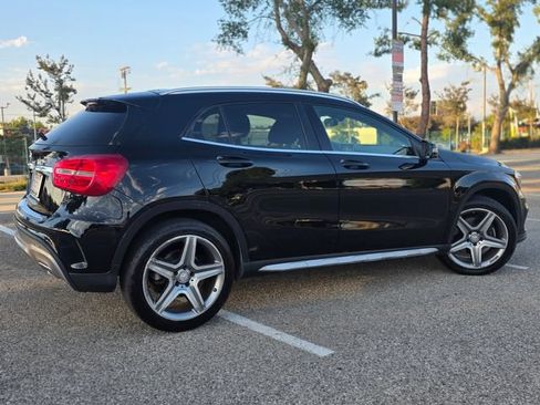 Used 2015 Mercedes-Benz GLA 250 4MATIC image 9