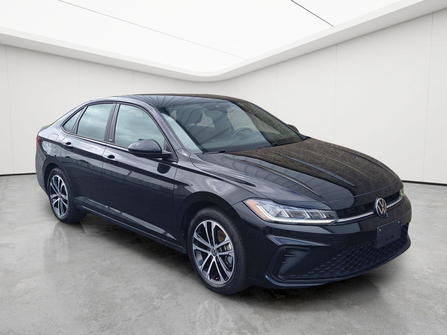 Used 2025 Volkswagen Jetta Sport FWD image 2