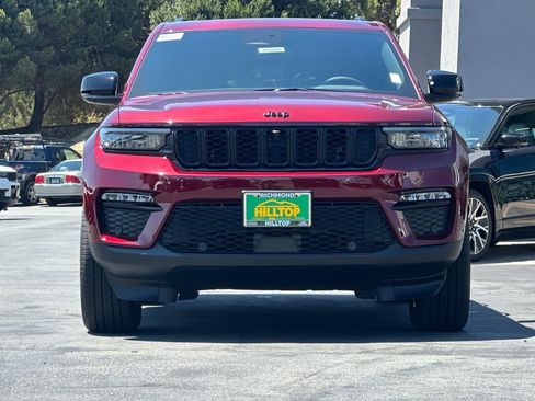 New 2025 Jeep Grand Cherokee Limited w/ Luxury Tech Group II image 11