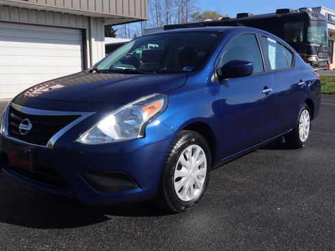 Used 2019 Nissan Versa SV image 20
