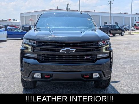Used 2021 Chevrolet Silverado 1500 LT Trail Boss w/ Convenience Package II AWD/4WD image 3