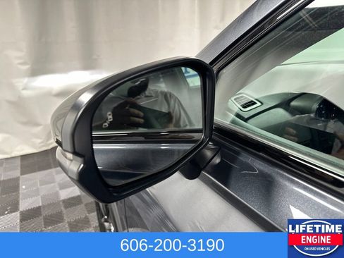 Used 2026 Honda CR-V Sport-L image 9