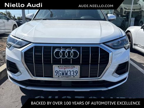 Used 2020 Audi Q3 2.0T Premium w/ Convenience Package AWD/4WD image 1