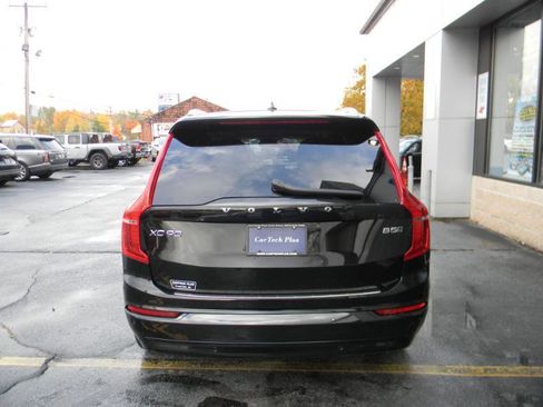 Used 2023 Volvo XC90 B5 Core w/ Protection Package Premier image 7