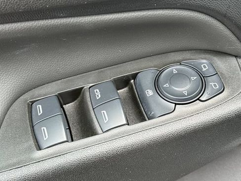 Used 2024 Chevrolet Equinox LT AWD/4WD image 12