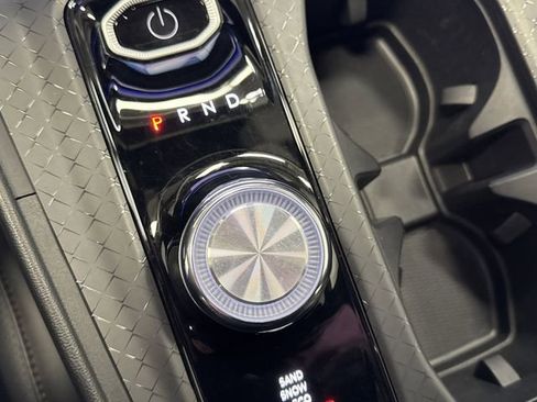 Used 2024 Jeep Wagoneer Launch Edition image 22