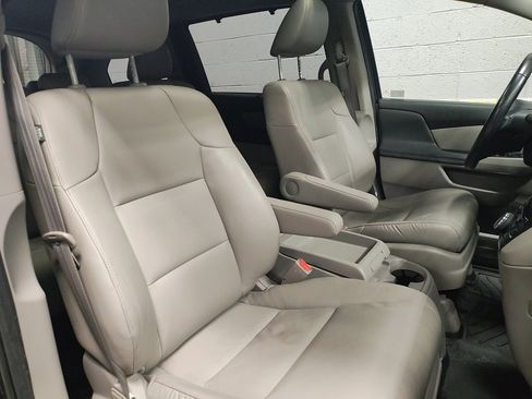 Used 2016 Honda Odyssey EX-L image 9
