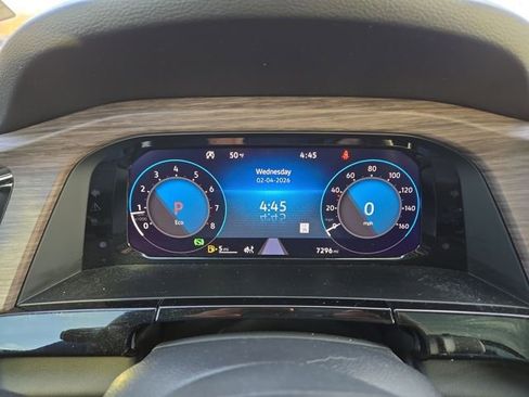 Used 2025 Volkswagen Atlas SEL image 16