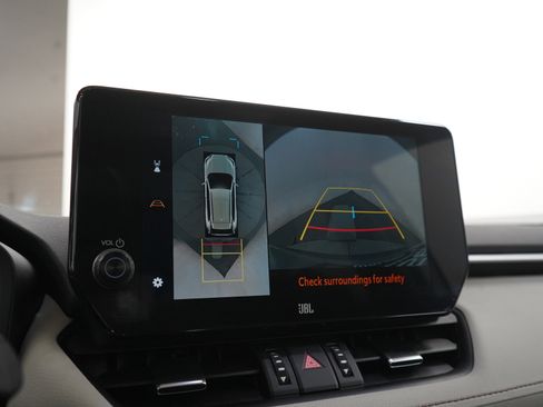 Used 2023 Toyota RAV4 Limited image 30