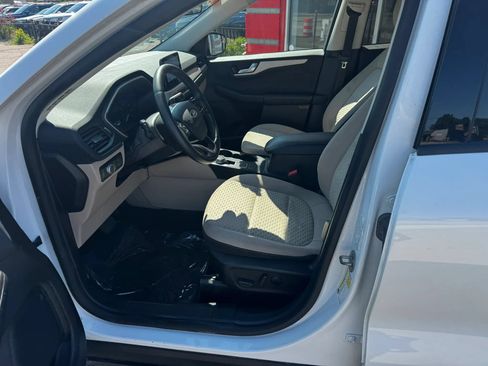 Used 2021 Ford Escape SE w/ Convenience Package AWD/4WD image 8