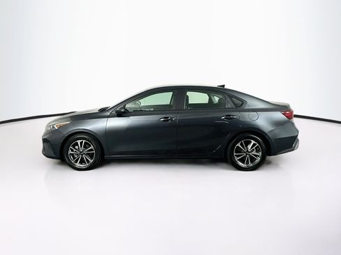 Used 2023 Kia Forte LXS FWD image 4