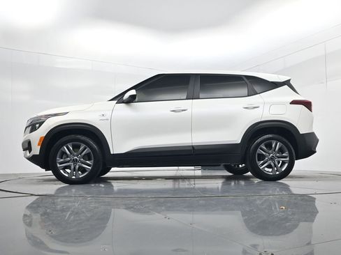 Used 2022 Kia Seltos LX image 46