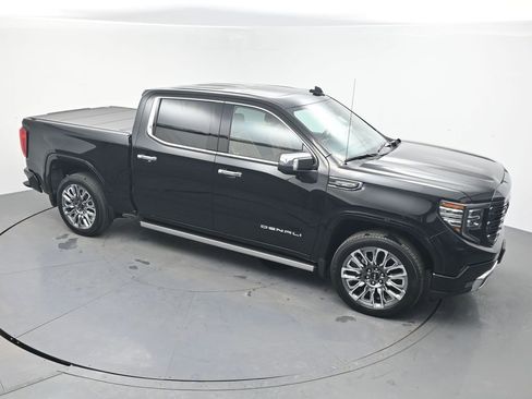 Used 2023 GMC Sierra 1500 Denali Ultimate image 30