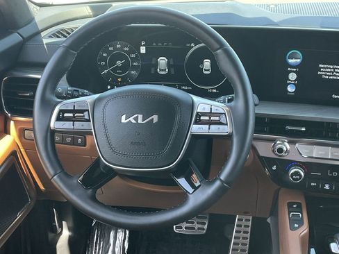 Certified 2025 Kia Telluride SX Prestige X-Line AWD/4WD image 13