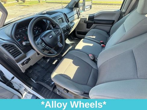 Used 2018 Ford F250 XL w/ Power Equipment Group image 12